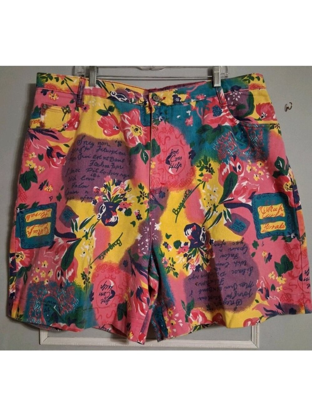Vintage Gitano Y2K Floral Art Denim High Rise Shorts Size 26W/40